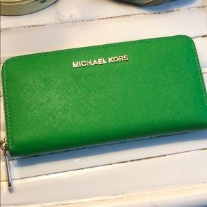 🚫SOLD🚫Michael Kors Wallet